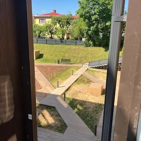 Small Apartment Near City Centre Tartu Exterior foto