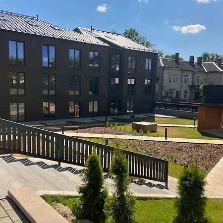 Small Apartment Near City Centre Tartu Exterior foto